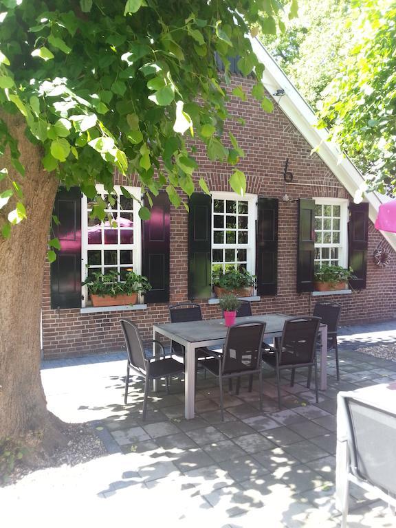 Hotel Boerderij Restaurant De Gloepe Diffelen Eksteriør billede